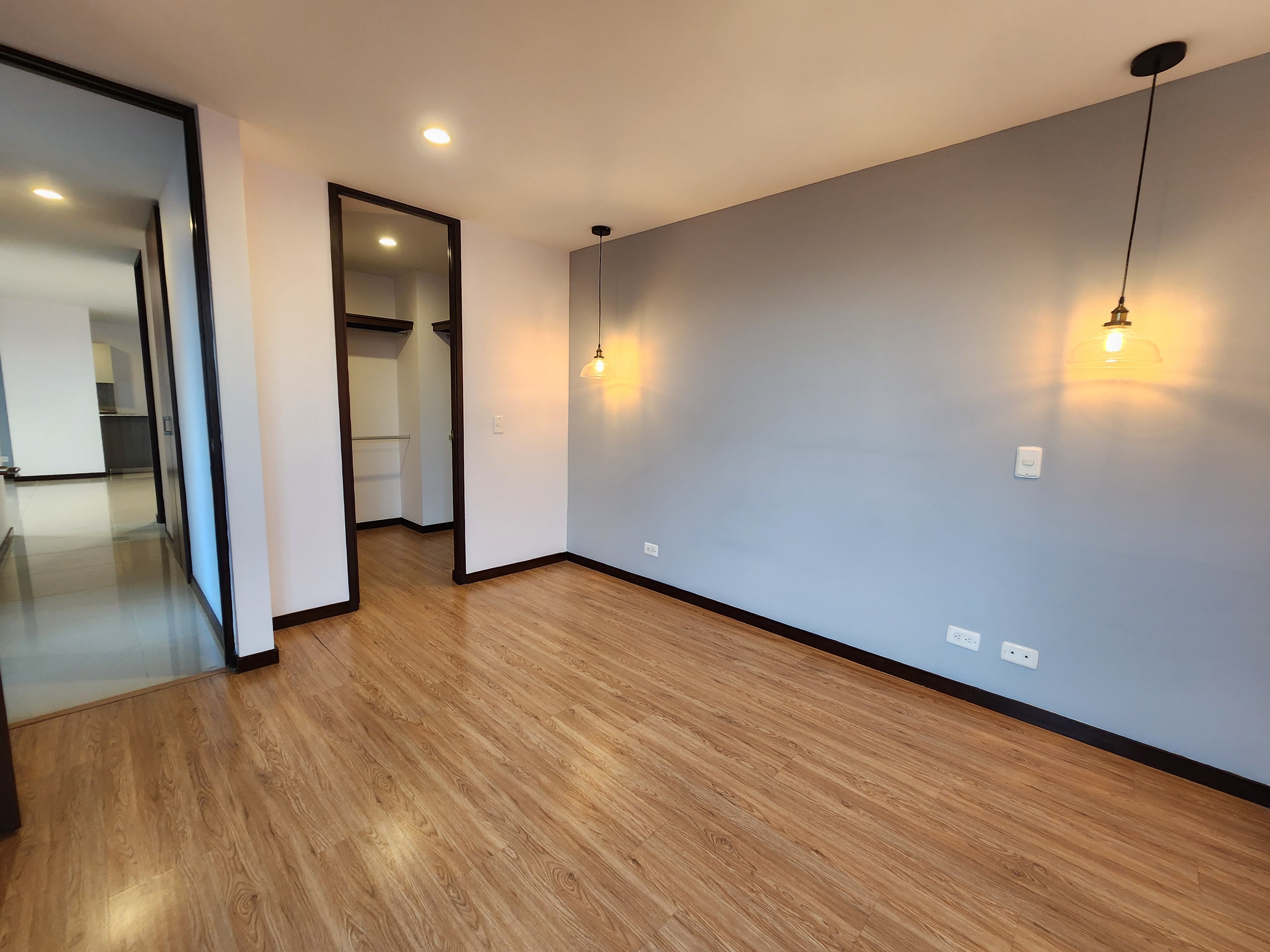 Apartamento en venta en El Esmeraldal, Envigado · foto 9 de 17