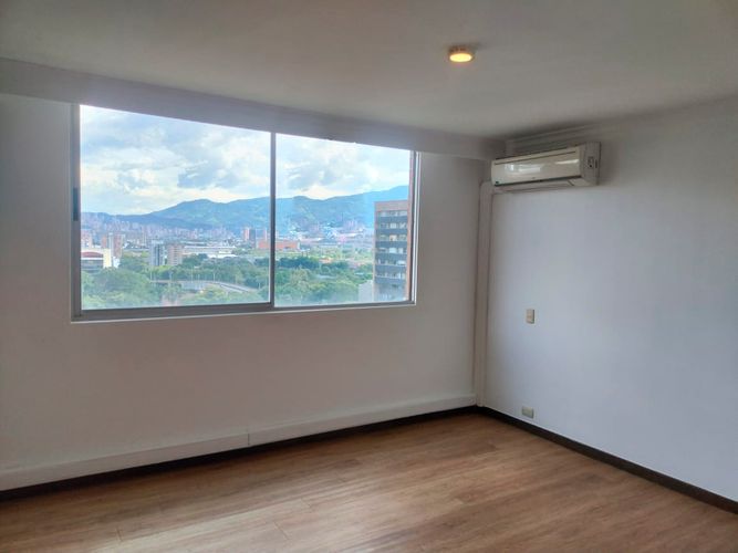 Apartamento de 2 alcobas en arriendo en La Aguacatala, Medellín, 70 m² · foto 12 de 15