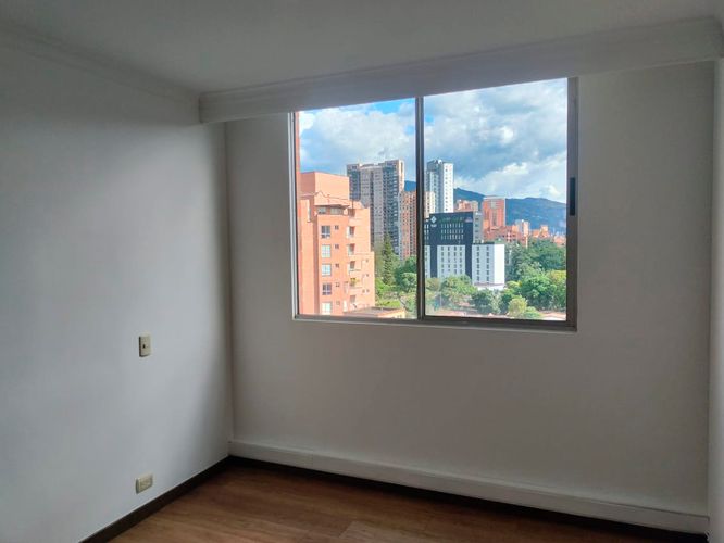 Apartamento de 2 alcobas en arriendo en La Aguacatala, Medellín, 70 m² · foto 13 de 15