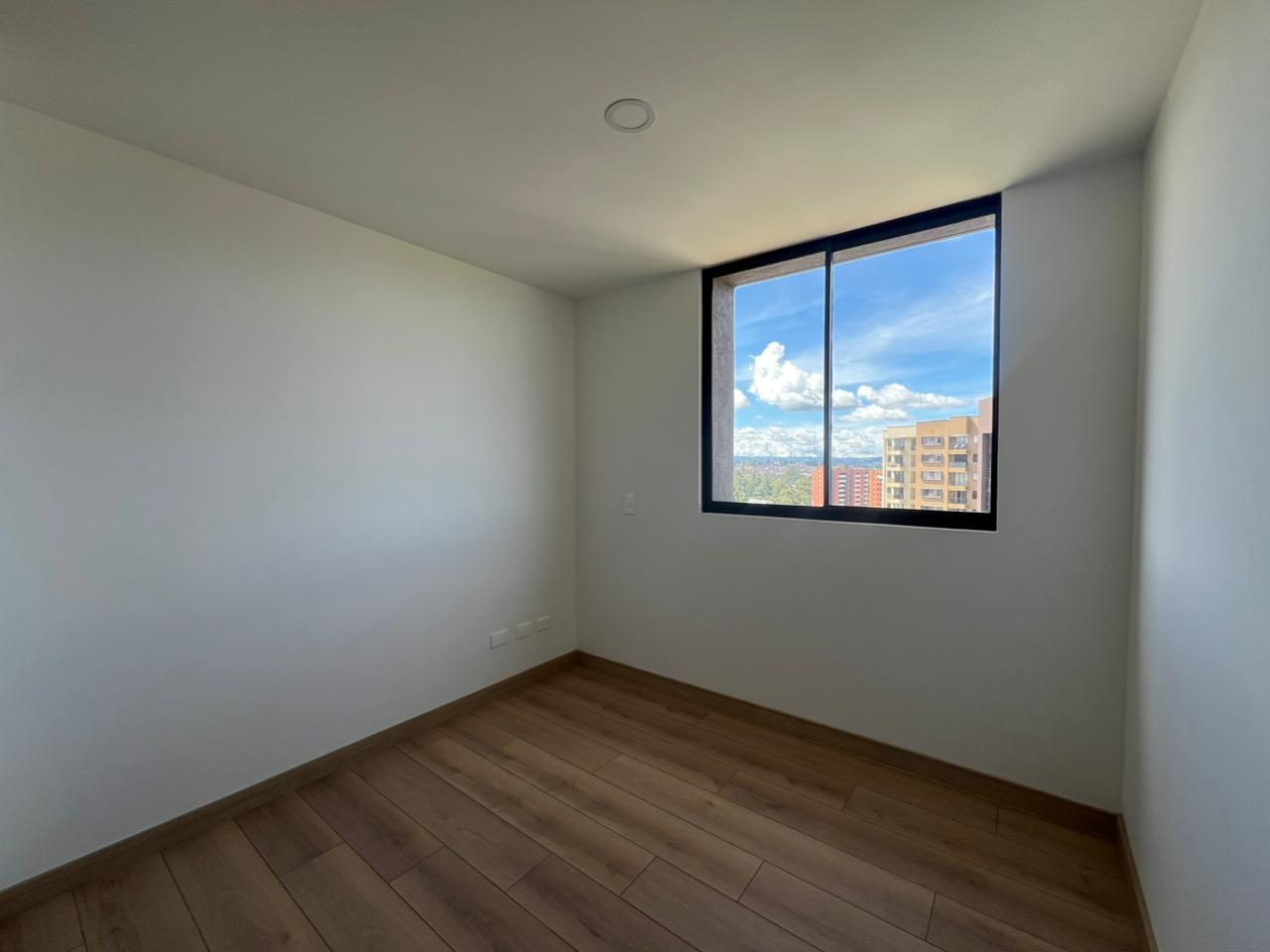 Apartamento en arriendo en Llano Grande, Rionegro · foto 6 de 11