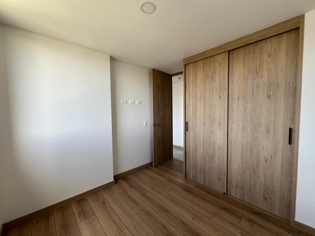 Apartamento en arriendo en Llano Grande, Rionegro · foto 9 de 11