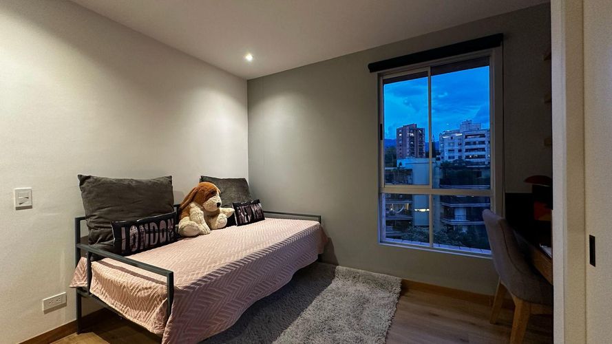 Apartamento de 3 alcobas en venta en El Poblado, Medellín, 220 m² · foto 10 de 16
