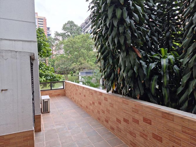 Apartamento de 4 alcobas en venta en El Poblado, Medellín, 315 m² · foto 15 de 15