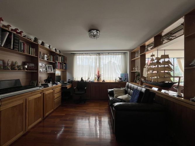 Apartamento de 3 alcobas en venta en El Poblado, Medellín, 210 m² · foto 2 de 15