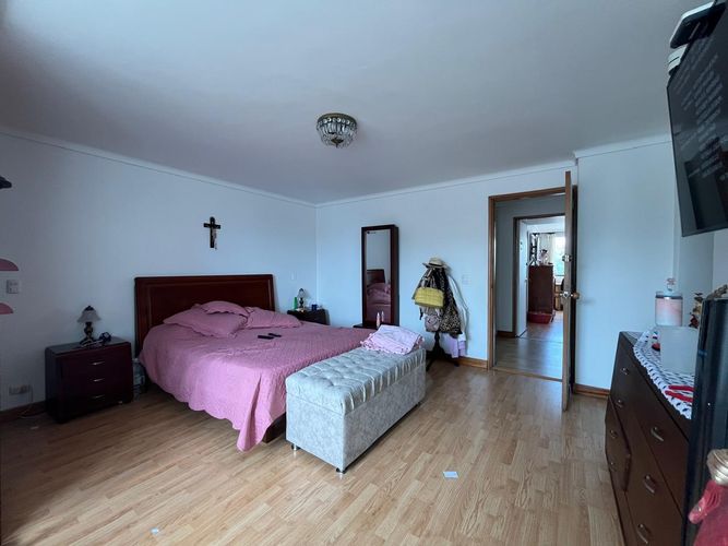 Apartamento de 3 alcobas en venta en El Poblado, Medellín, 210 m² · foto 7 de 15