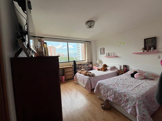 Apartamento de 3 alcobas en venta en El Poblado, Medellín, 210 m² · foto 9 de 15