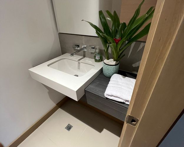 Apartamento de 3 alcobas en venta en Los Naranjos, Medellín, 166 m² · foto 8 de 12