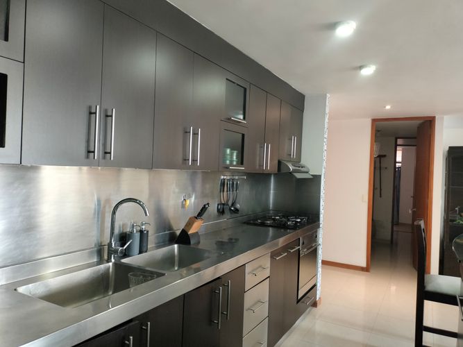 Apartamento de 4 alcobas en venta en Castropol, Medellín, 144 m² · foto 6 de 19