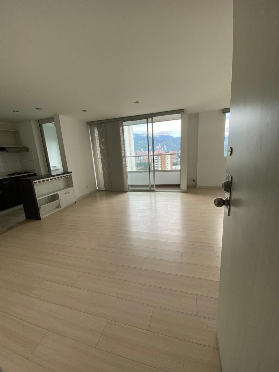 Apartamento en venta en Suramerica, Itagüí · foto 2 de 24
