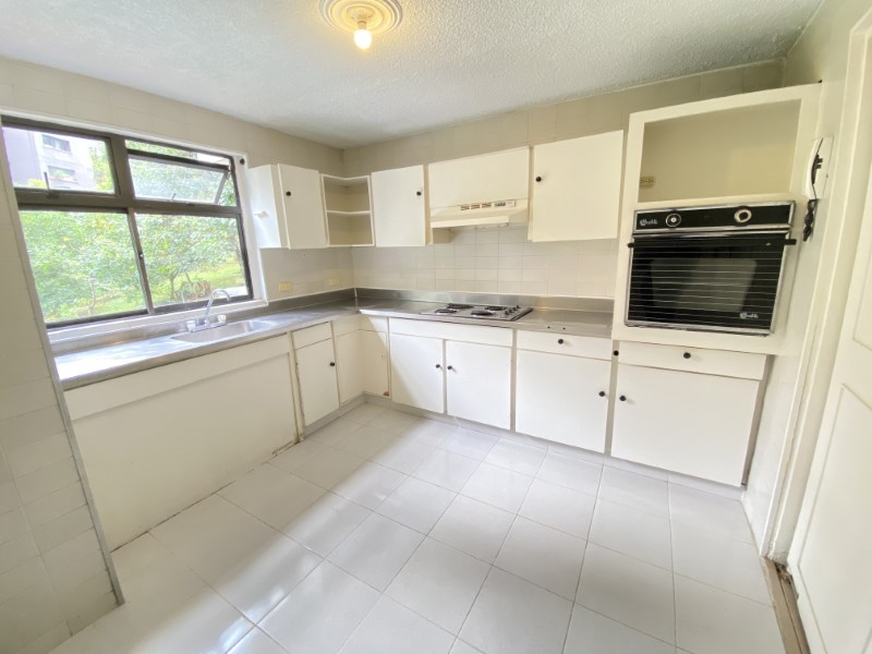 2BR Apartment in El Poblado (90 m²) - 2