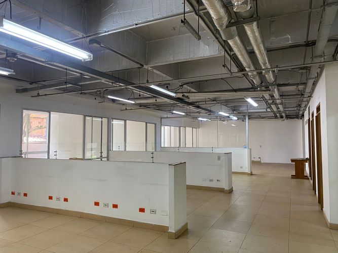 Oficina en arriendo en Vegas De La Doctora, Sabaneta, 480 m² · foto 4 de 9