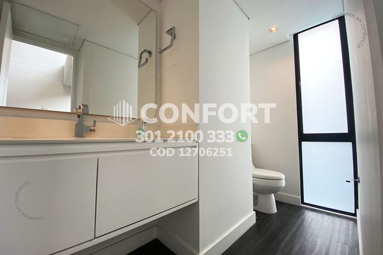Apartamento de 3 alcobas en arriendo en Los Balsos, Medellín, 175 m² · foto 8 de 24