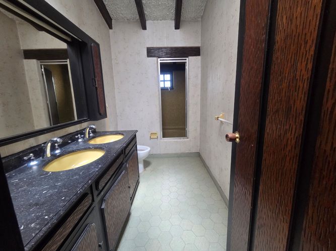 Casa de 4 alcobas en venta en Niza, Bogotá, 300 m² · foto 19 de 21