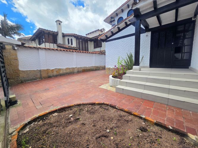 Casa de 4 alcobas en venta en Niza, Bogotá, 300 m² · foto 20 de 21