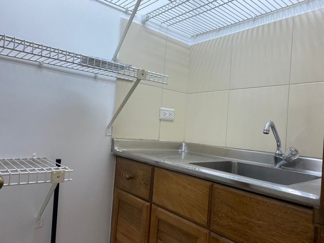 Oficina en arriendo en El Poblado, Medellín, 40 m² · foto 8 de 9