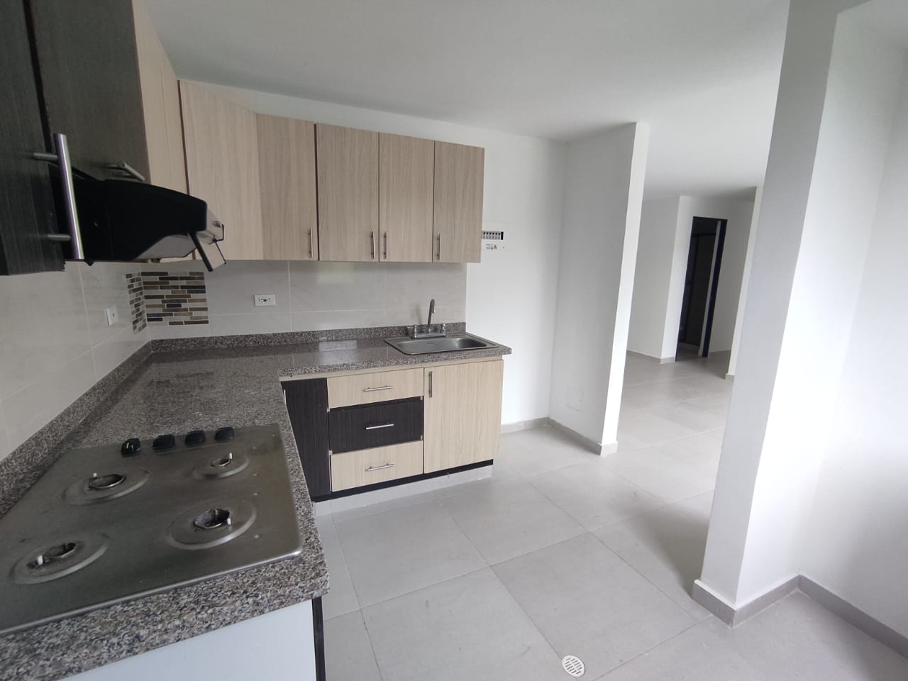 Casa en venta en Avenida 30 De Agosto, Pereira · foto 2 de 12