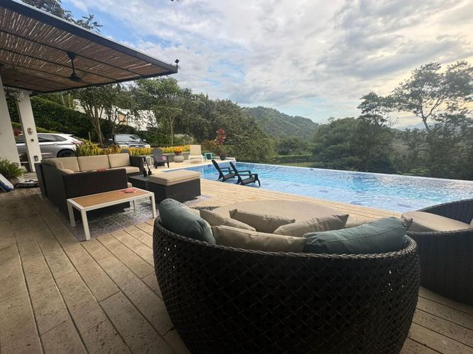 Casa de 4 alcobas en venta en Pensilvania, Bogotá, 350 m² · foto 5 de 19