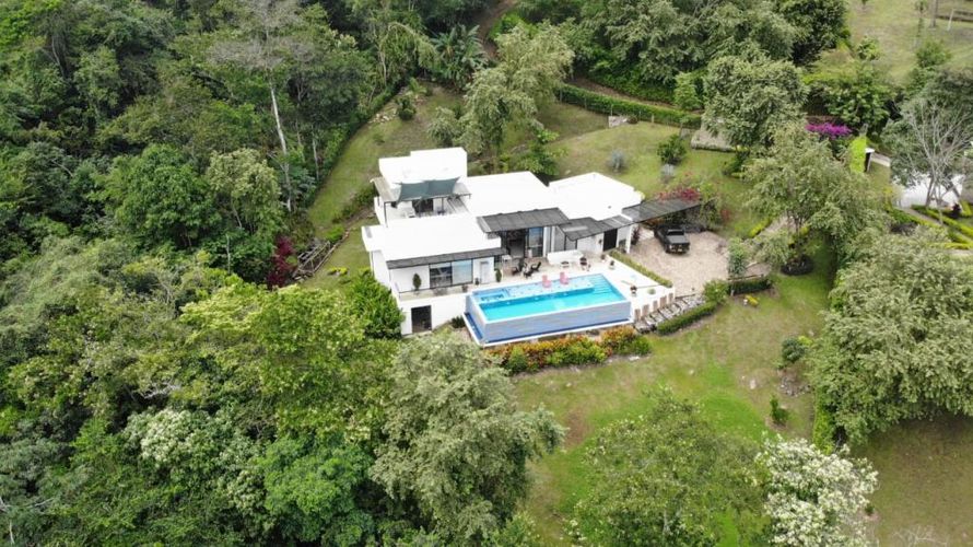 Casa de 4 alcobas en venta en Pensilvania, Bogotá, 350 m² · foto 12 de 19