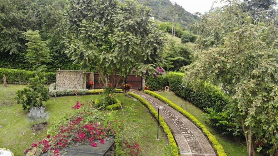 Casa de 4 alcobas en venta en Pensilvania, Bogotá, 350 m² · foto 14 de 19