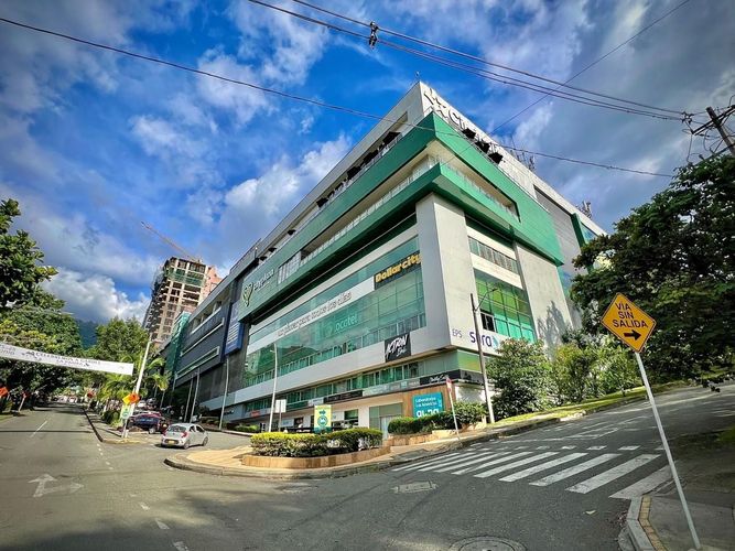 Local en venta en Palma De Mollorca, Envigado, 212 m² · foto 2 de 15