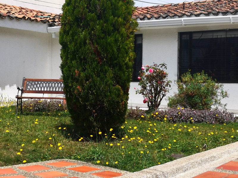 Casa en venta en Monaco, Bogotá · foto 3 de 17
