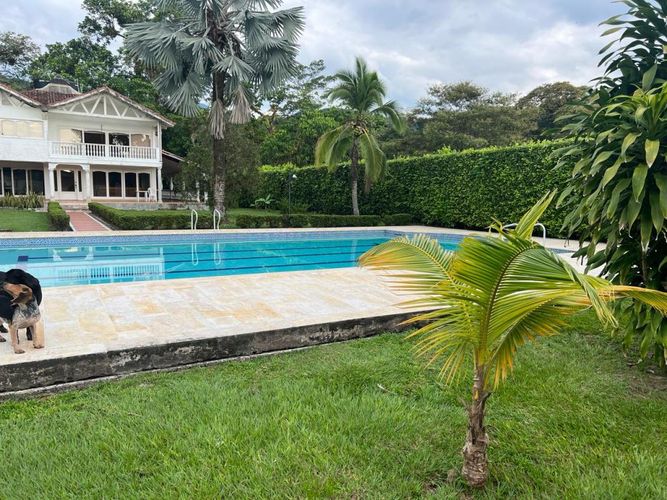 Finca en venta en La Llanerita, Villavicencio, 600 m² · foto 3 de 6