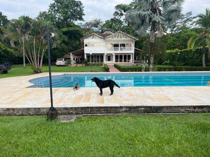 Finca en venta en La Llanerita, Villavicencio, 600 m² · foto 5 de 6