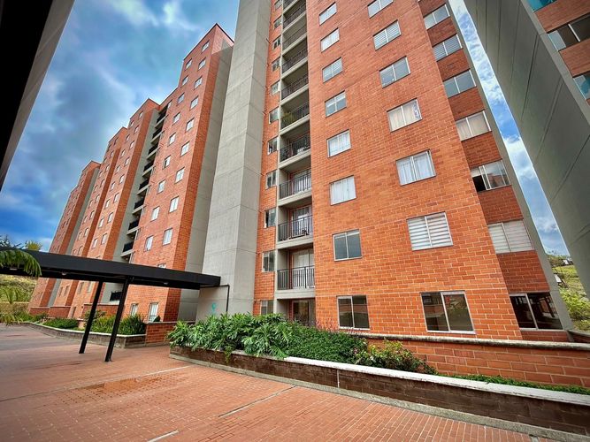 Apartamento de 2 alcobas en venta en Cuchillas De San Jose, Rionegro, 52 m² · foto 3 de 24