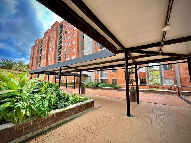 Apartamento de 2 alcobas en venta en Cuchillas De San Jose, Rionegro, 54 m² · foto 8 de 24