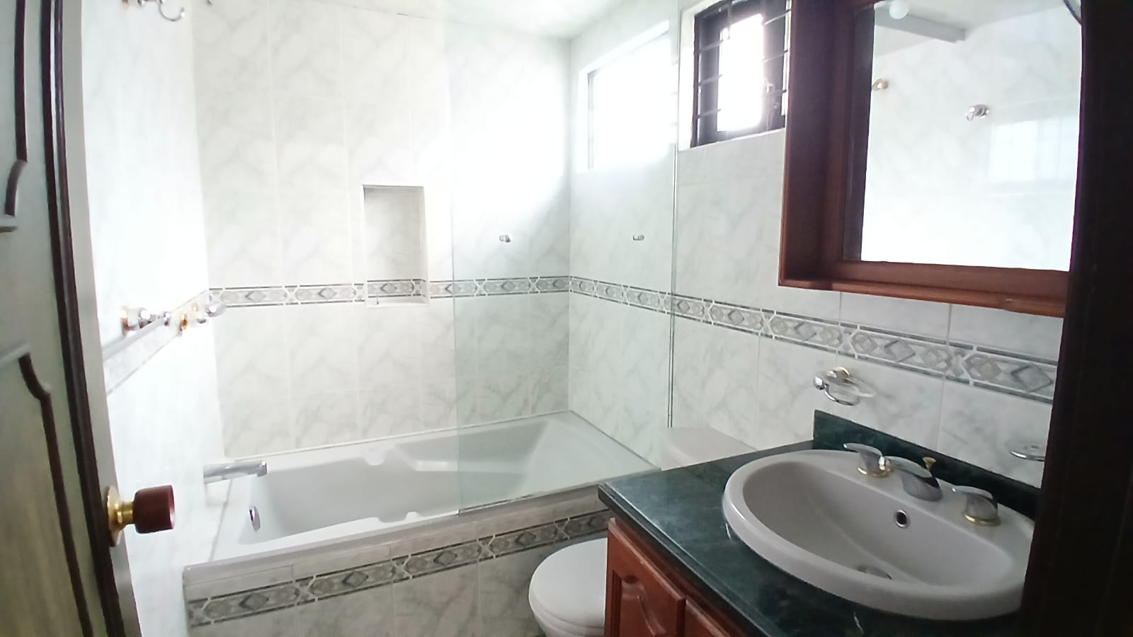 Casa en venta en La Carolina, Bogotá · foto 16 de 19