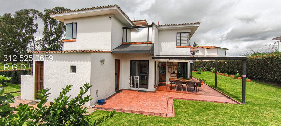 Casa de 4 alcobas en venta en Montana, Sopó, 667 m² · foto 4 de 24