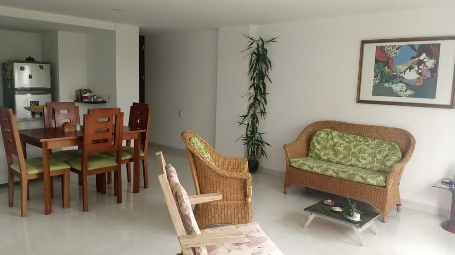 Apartamento de 3 alcobas en venta en El Poblado, Medellín, 107 m² · foto 7 de 15
