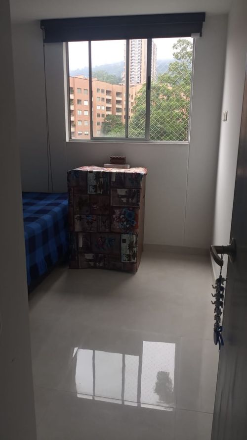 Apartamento de 3 alcobas en venta en El Poblado, Medellín, 107 m² · foto 8 de 15