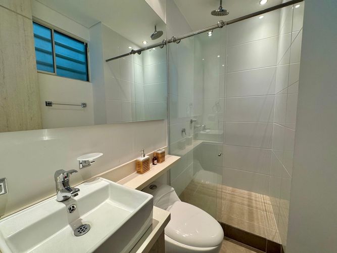 Apartamento de 3 alcobas en venta en Tejares - Cristales, Cali, 150 m² · foto 4 de 13