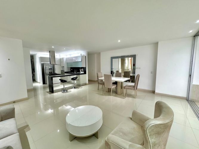 Apartamento de 3 alcobas en venta en Tejares - Cristales, Cali, 150 m² · foto 11 de 13