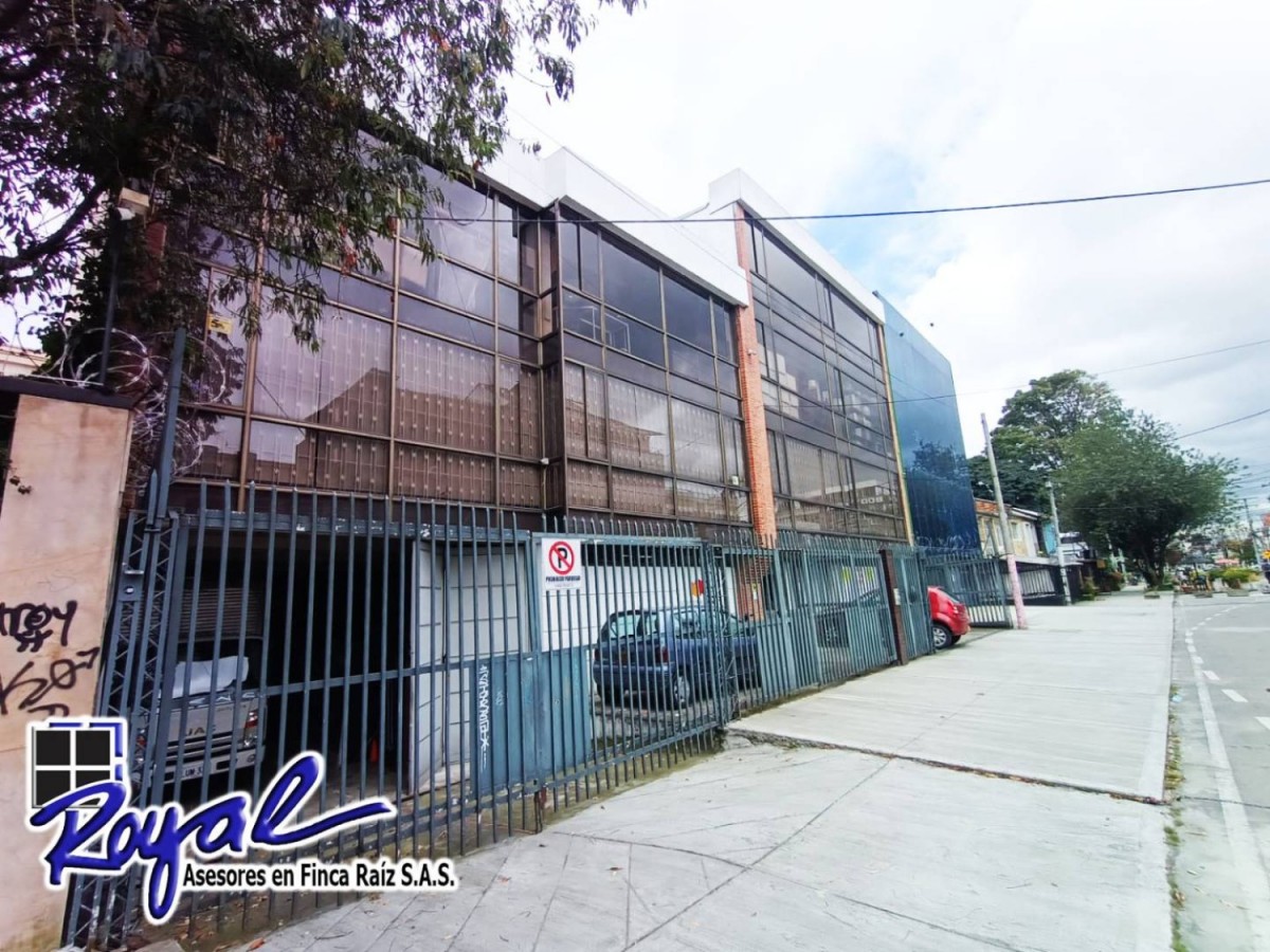 Warehouse for rent in Barrios Unidos, Bogotá