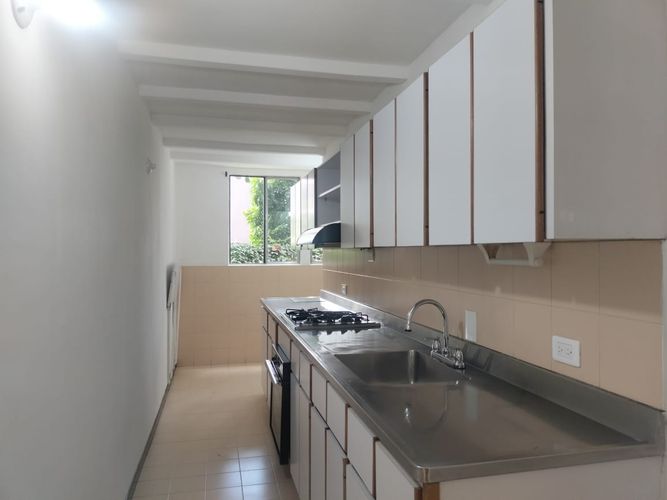 Apartamento en venta en El Poblado, Medellín · foto 7 de 17
