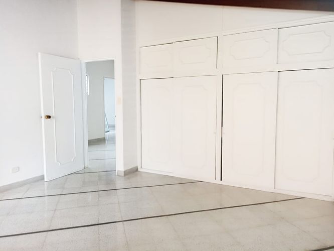 Oficina en arriendo en Belén, Medellín, 340 m² · foto 6 de 18