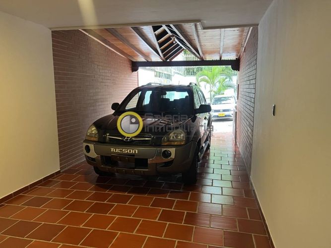 Casa de 3 alcobas en venta en El Tejar, Bucaramanga, 159 m² · foto 3 de 24