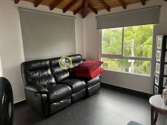Casa de 3 alcobas en venta en El Tejar, Bucaramanga, 159 m² · foto 18 de 24