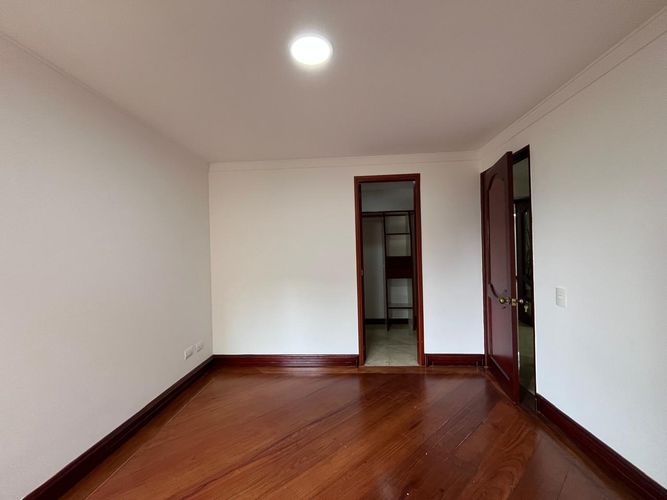 Apartamento de 4 alcobas en venta en El Poblado, Medellín, 180 m² · foto 15 de 20