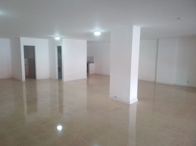 Local en arriendo en Laureles, Medellín, 118 m² · foto 4 de 10