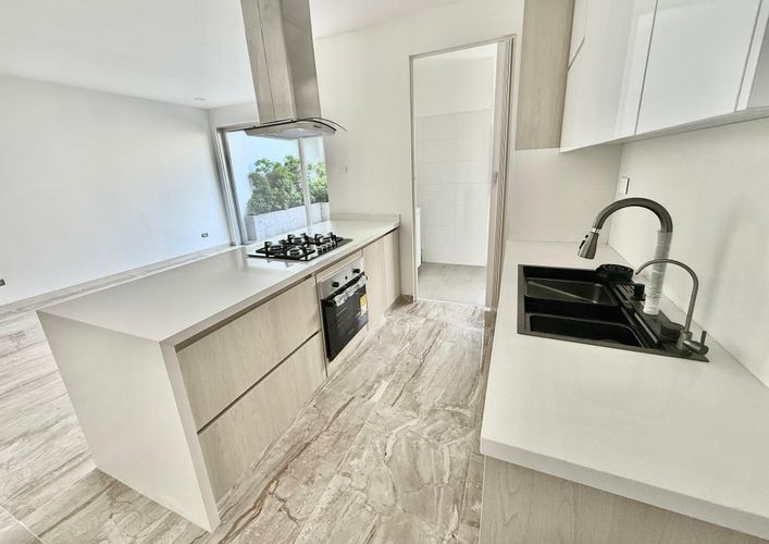 Apartamento de 3 alcobas en venta en Pance, Cali, 230 m² · foto 2 de 17