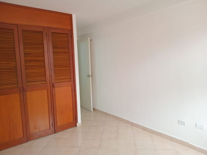 Apartamento de 3 alcobas en arriendo en El Poblado, Medellín, 80 m² · foto 10 de 14