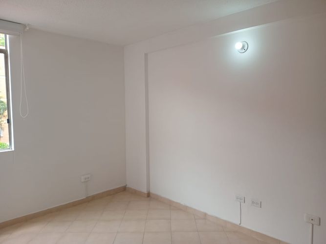 Apartamento de 3 alcobas en arriendo en El Poblado, Medellín, 80 m² · foto 11 de 14