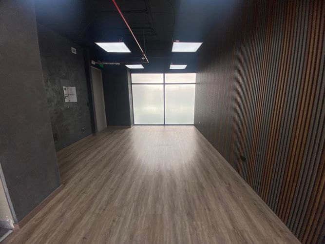 Oficina en arriendo en El Poblado, Medellín, 72 m² · foto 9 de 19