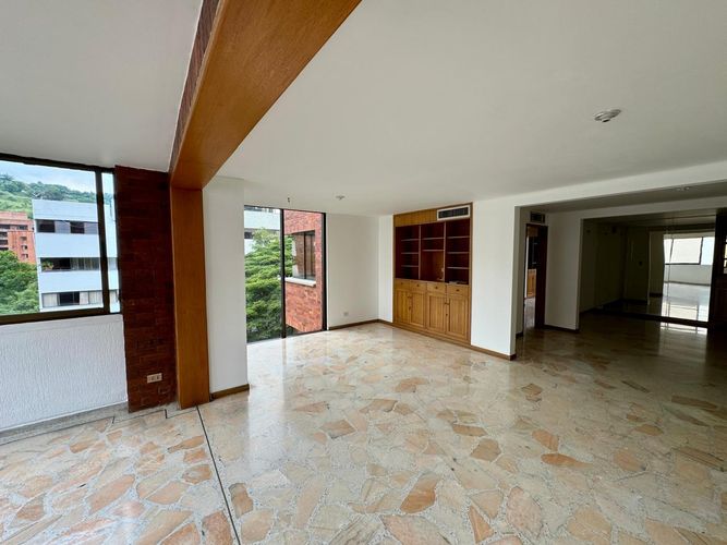 Apartamento de 3 alcobas en venta en Santa Teresita, Cali, 189 m² · foto 3 de 16