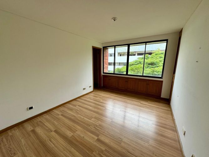 Apartamento de 3 alcobas en venta en Santa Teresita, Cali, 189 m² · foto 14 de 16