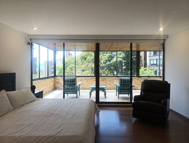 Apartamento de 3 alcobas en arriendo en El Poblado, Medellín, 215 m² · foto 11 de 20