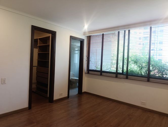 Apartamento de 3 alcobas en arriendo en El Poblado, Medellín, 215 m² · foto 14 de 20